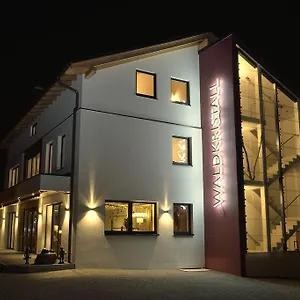  Hotel Waldkristall